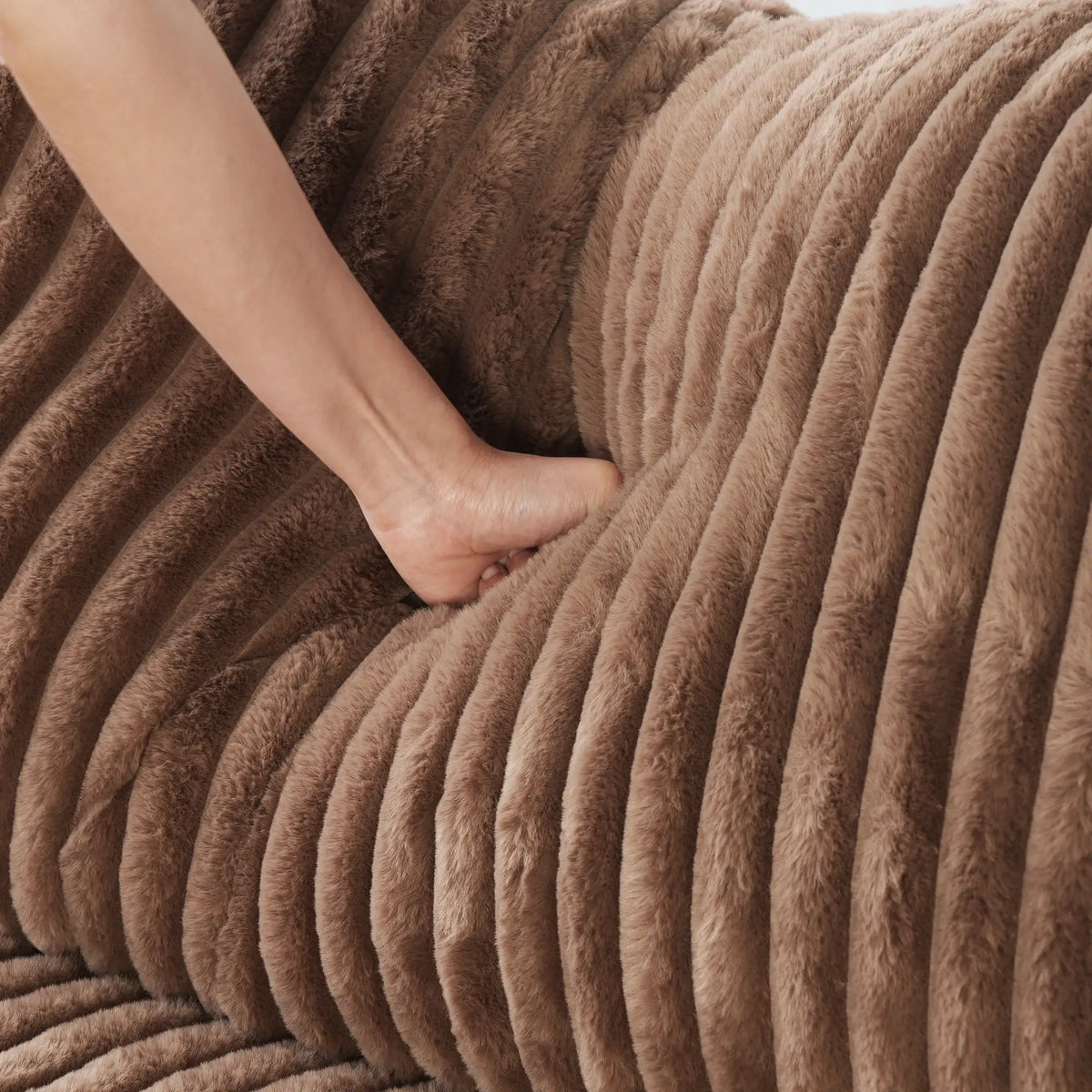 Deluxe Cloud Brown 4-Seater L-Shaped Sectionals | 6-Piece (includes 2 ottomans), Plush Fabric, Removable & Washable Covers