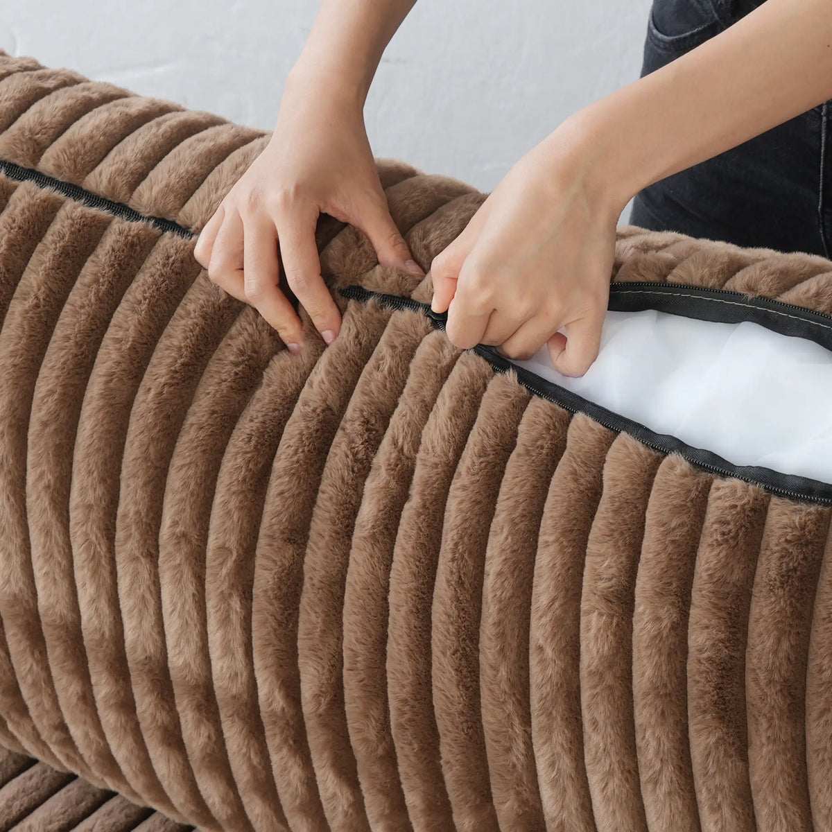 Deluxe Cloud Brown Ottomans | 1-Piece (includes 1 ottoman), Plush Fabric, Removable & Washable Covers