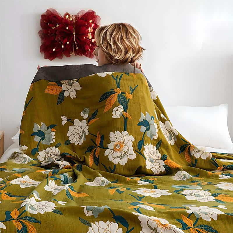 Olive Flower Printed Cotton Quilt - Double-Sided Boho Design for Bedroom Decor, Soft