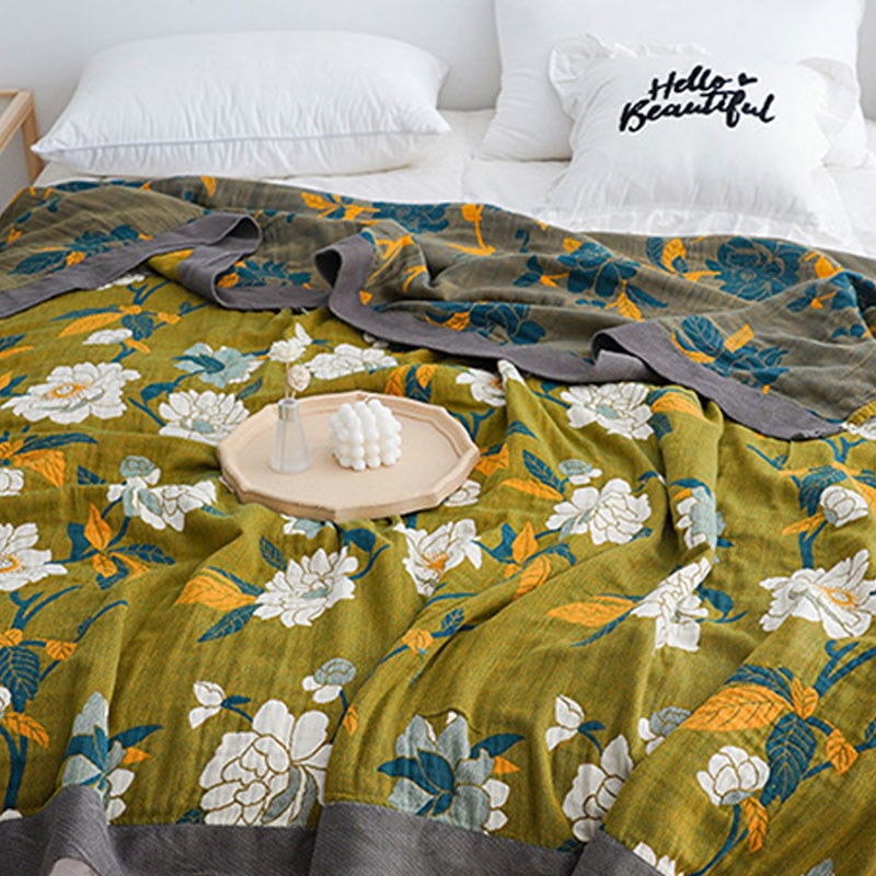 Olive Flower Printed Cotton Quilt - Double-Sided Boho Design for Bedroom Decor, Soft