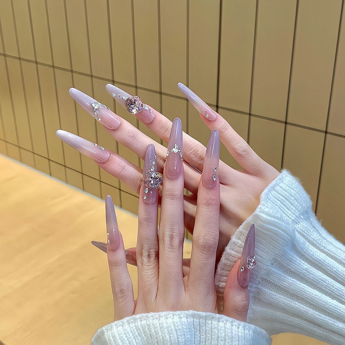 Premium Decorative Press-On Nail Extensions